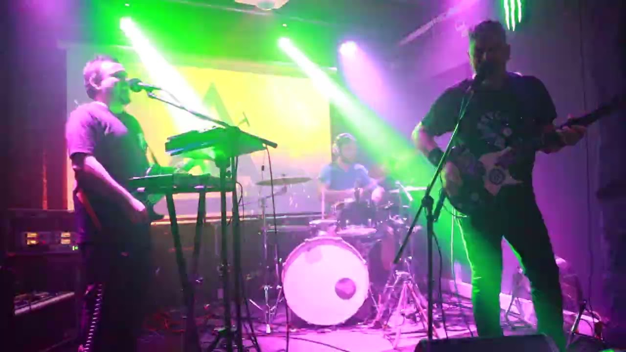 Air Lines live @Encore Club (4)