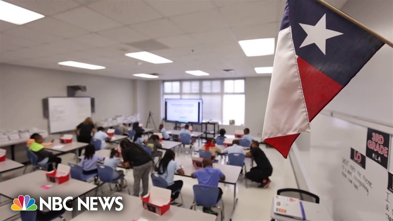 Houston school district announces plan to eliminate 28 libraries
