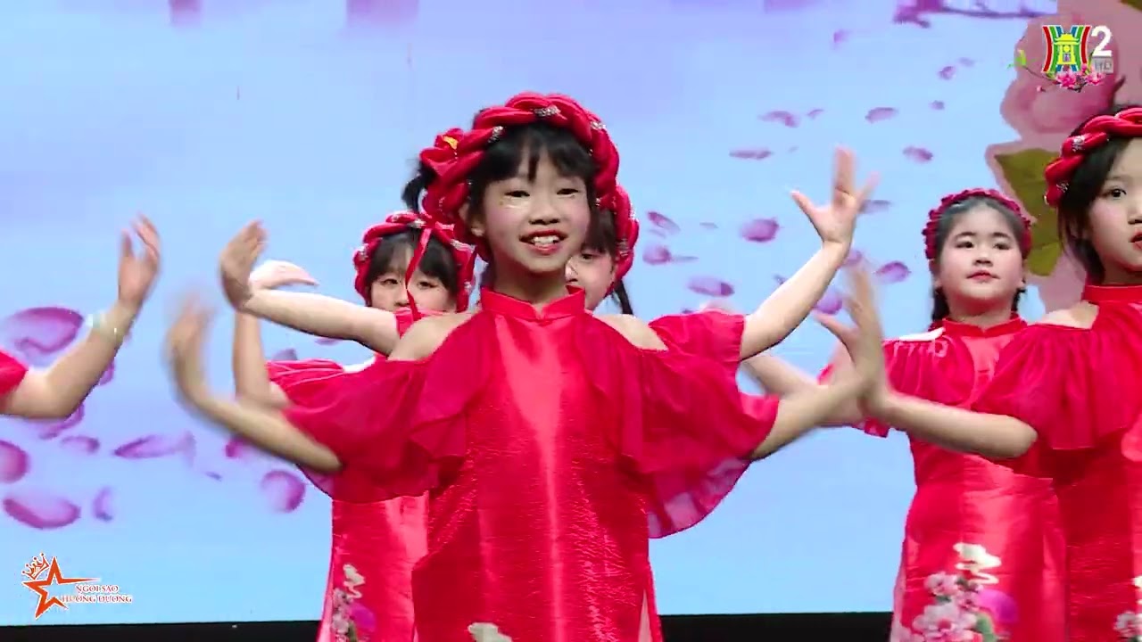Nụ cười Xuân - CLB Đào slaydance