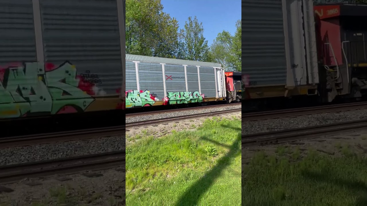 CN ES44AC auto rack train Agassiz BC April 24, 2025