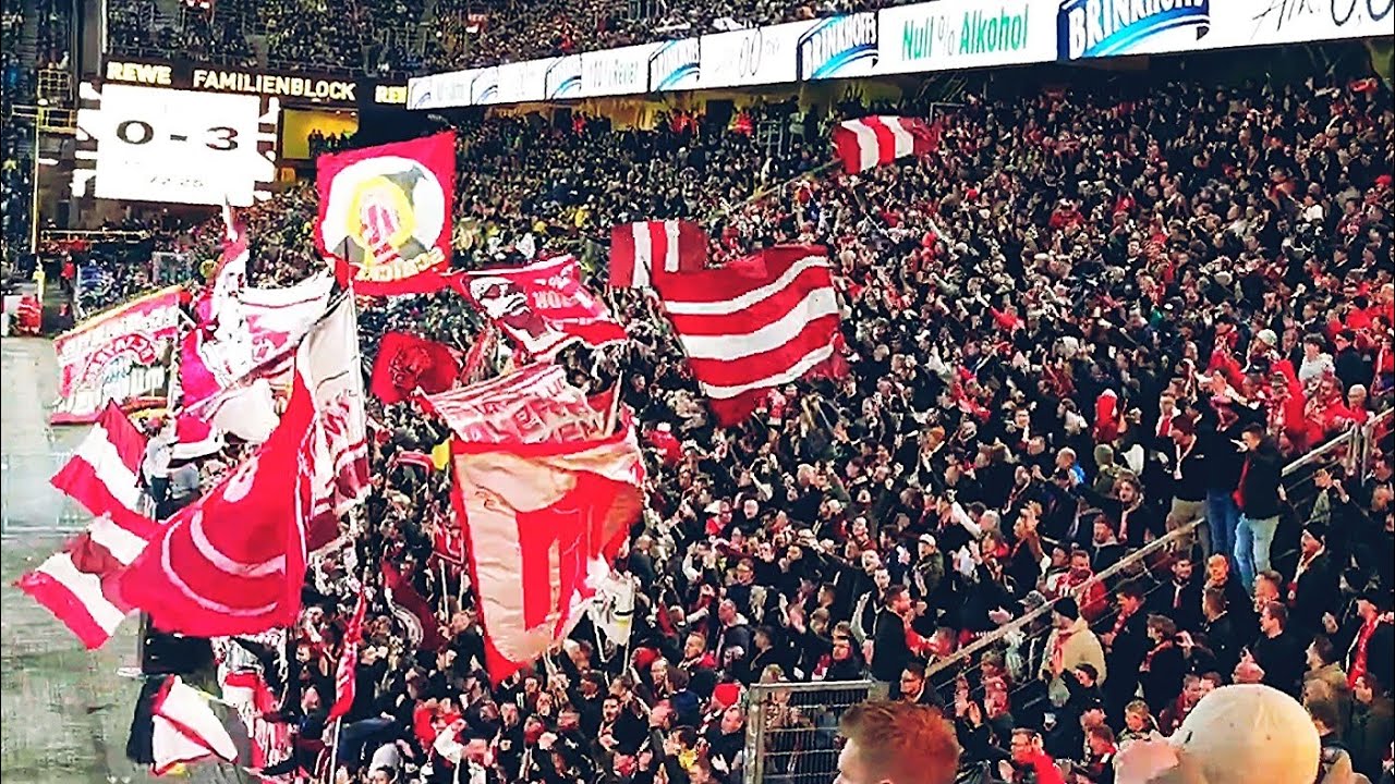 Dortmund vs. Bayern | Tor 0-3 Kane | Bayern Fans singen 