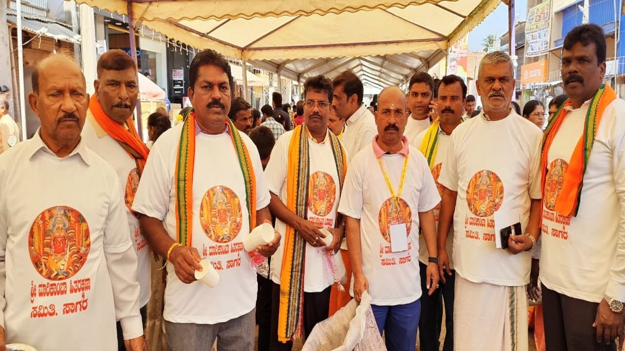 ಸಾಗರ ಮಾರಿಕಾಂಬ ಹಿತರಕ್ಷಣಾ ಸಮಿತಿಯಿಂದ ಭಕ್ತರಿಗೆ ಪಾನಕ ವಿತರಣೆ | Sagara Marikamba Jatre | Kannada Newss