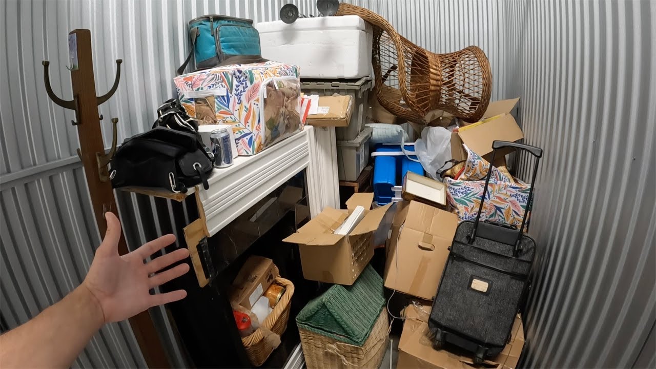 I Bought an ABANDONED STORAGE UNIT... Look What We FOUND!