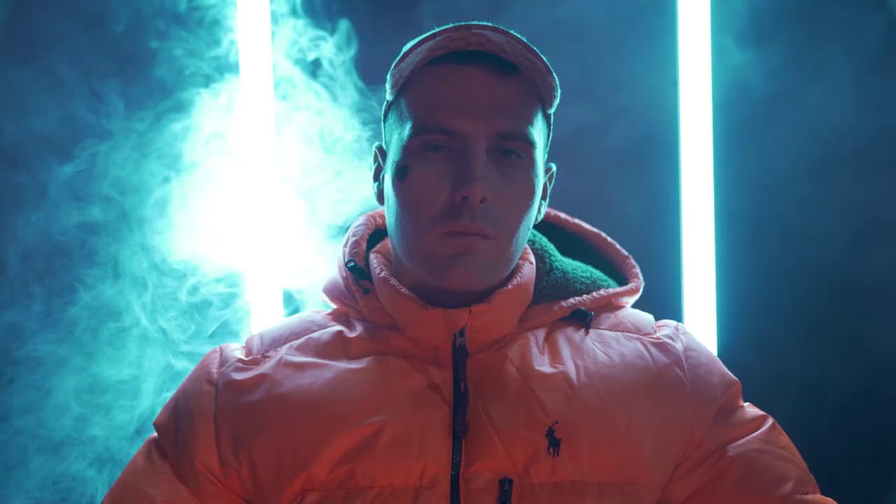 INTRO - HUSKII