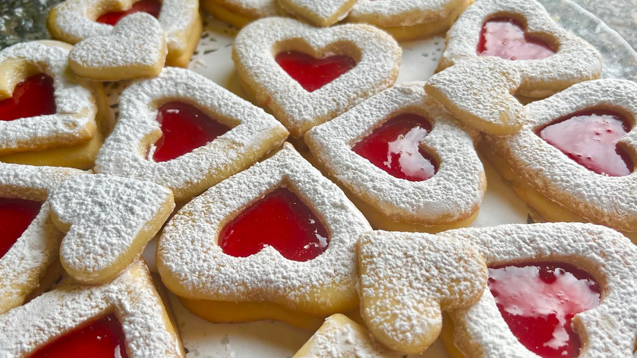 حلويات عيد الحب ❤️ أنجح بيتي فور بمربى الفراولة، هش وفاخر 