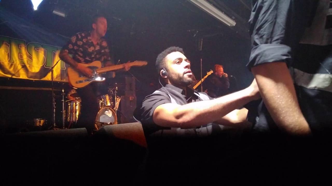 Frank Carter & The Rattlesnakes - 03 Modern Ruin (New Song) | Leadmill 24/09/16