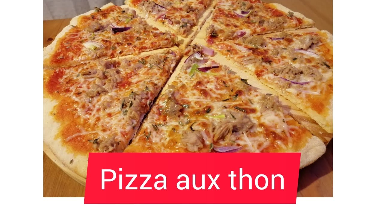 Pizza aux thon طريقة تحضير بيتزا بالطون