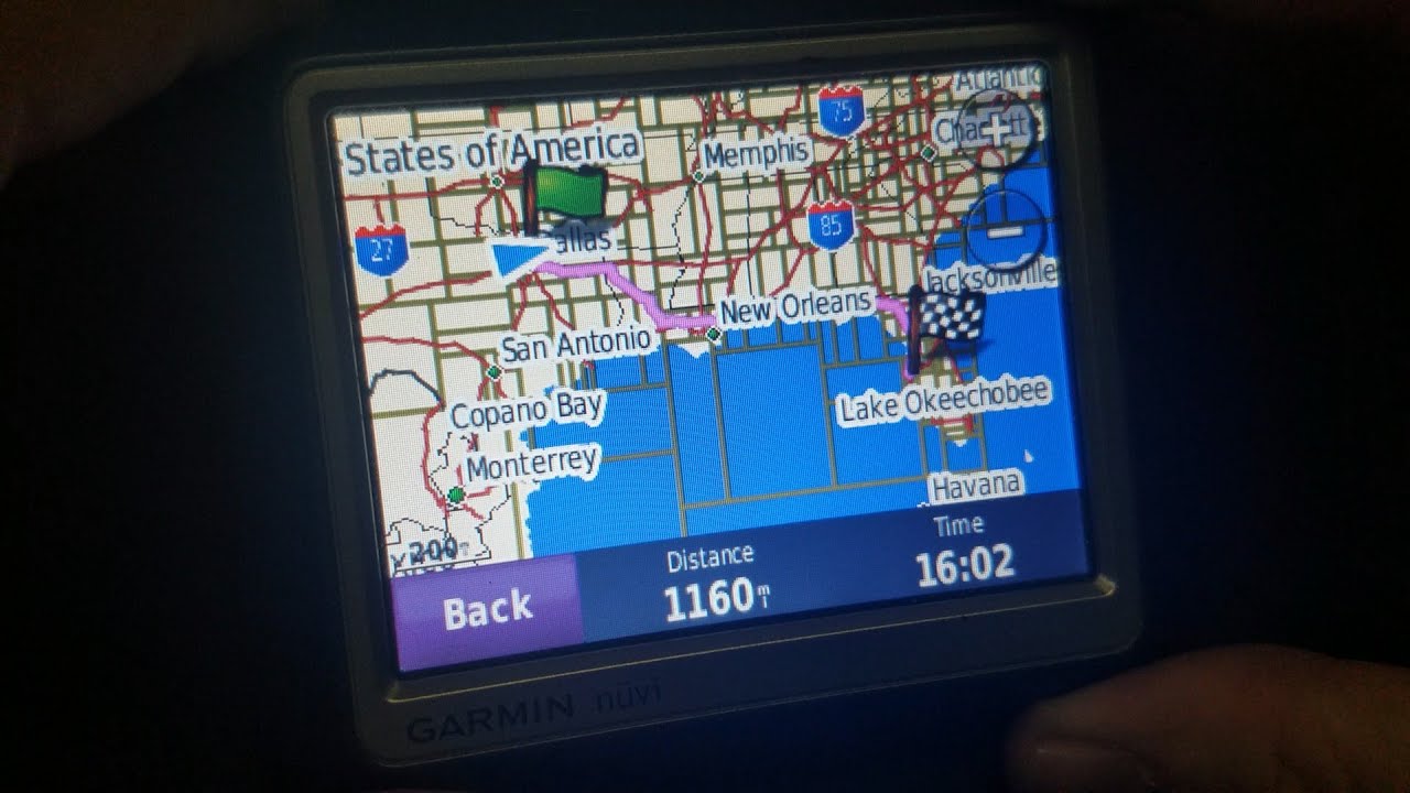 Не удаляйте старые карты вашего Garmin nuvi.