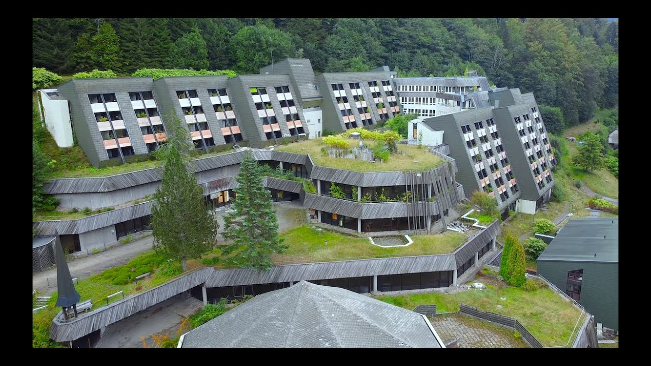 RIESIGE VERLASSENE KLINIK | ABANDONED CLINIC | LOSTPLACE/URBEX/ABANDONED 🏥