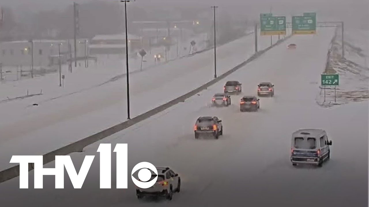 Road and traffic conditions in Arkansas during winter weather
