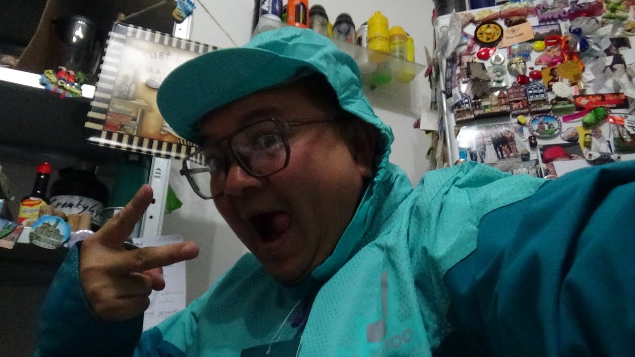 UNBOXING KIT RIDER DELIVEROO GRATIS SCOOTER 2021 GIACCA CARTELLA MAGLIA CON ZIP E 3 T-SHIRT 50 €