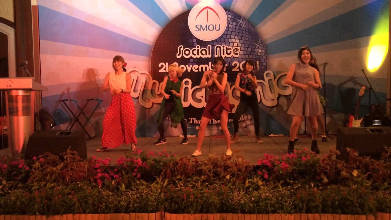 Retro Dance Performance for SMOU's Company Event