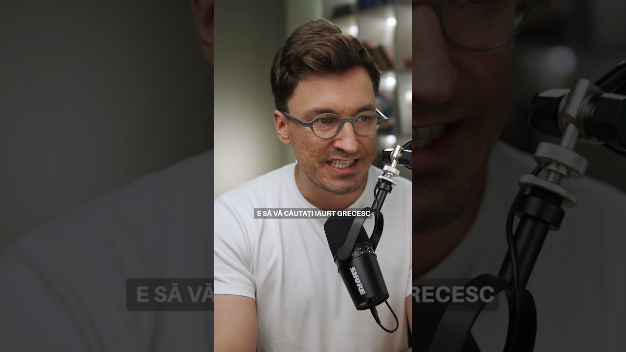 Un iaurt cu o linguriță de miere este o gustare dulce, bogată în proteine și cu puține calorii ☝🏻