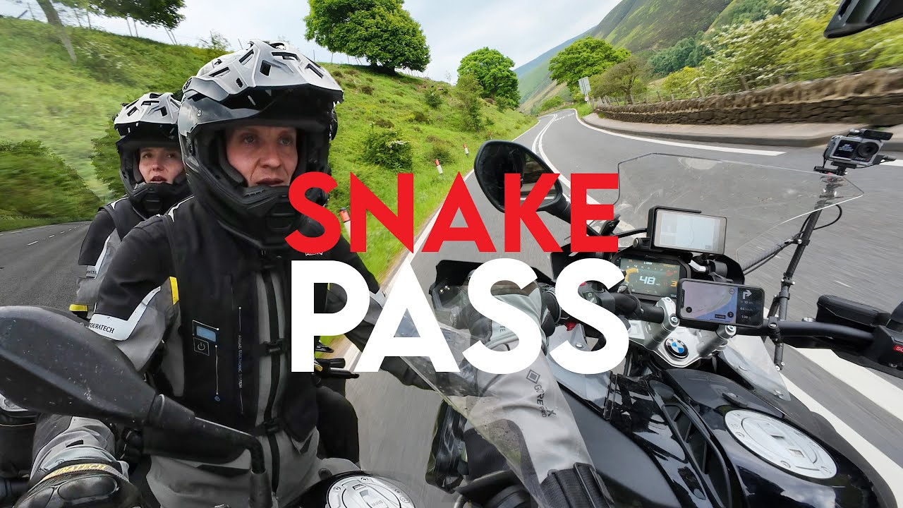 ESCAPING THE CITY!! Snake Pass Motorcycle Adventure Through The Peak District UK