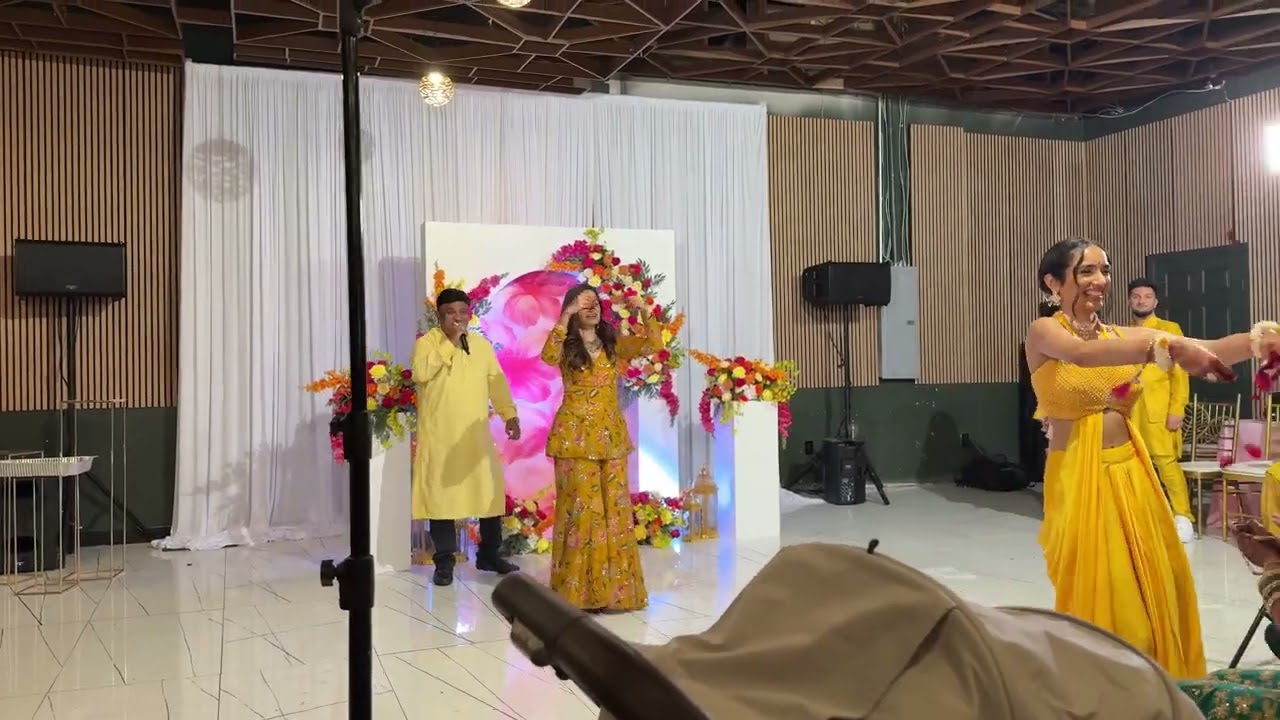 Taaro ka Chamakta Gehna Ho ✨|| Mehendi Night 