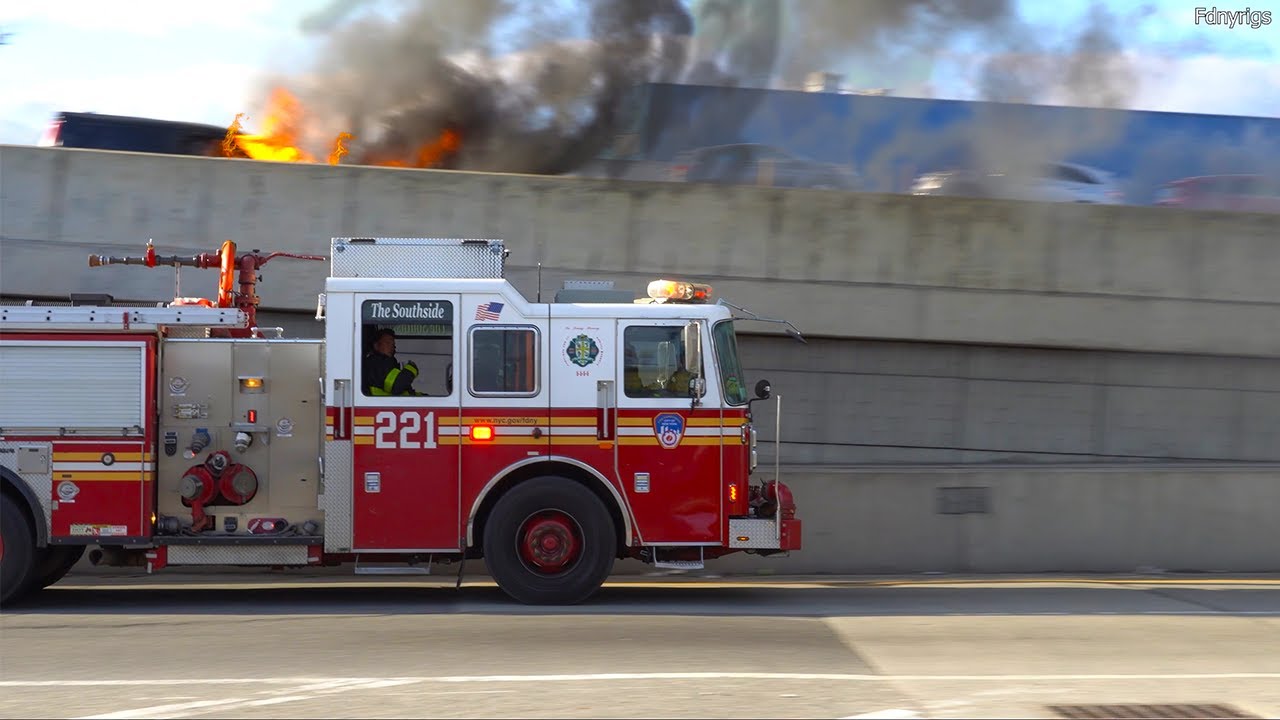 Pre Arrival Car Fire - FDNY Responding