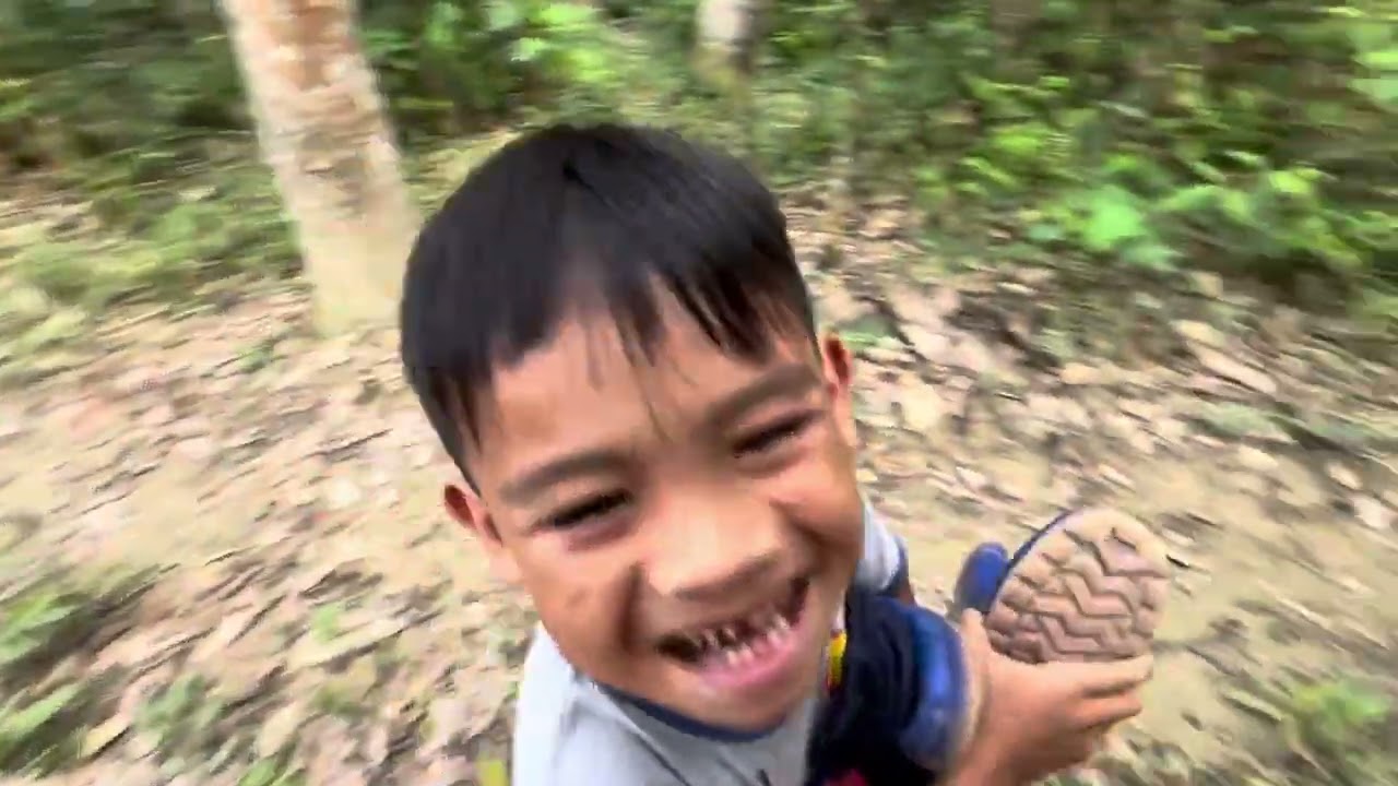 Little Kids Go Hiking Lets Go Siba