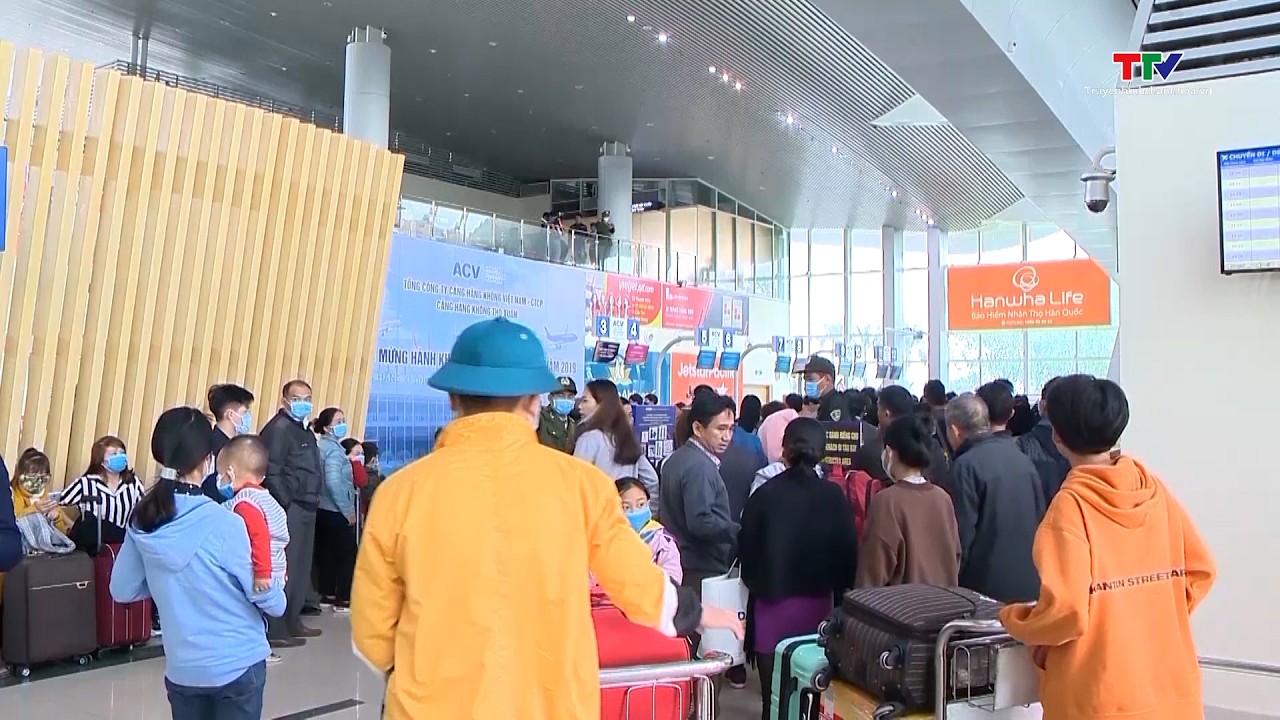 Nhiều chuyến bay trong cao điểm Tết có thể bị ảnh hưởng bởi sương mù