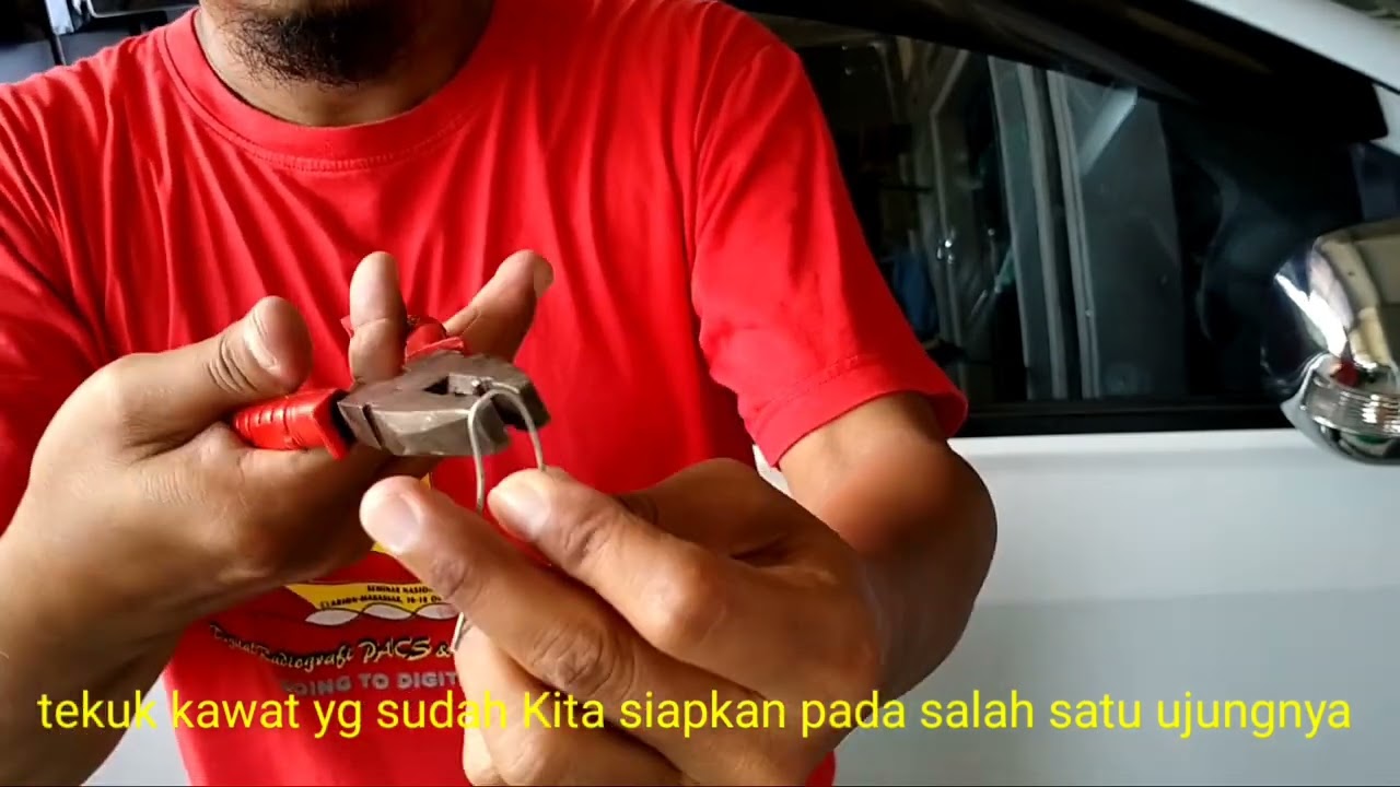 KUNCI MOBIL TERTINGGAL DI DALAM.., BEGINI CARA BUKA PINTU MOBIL YG TERKUNCI