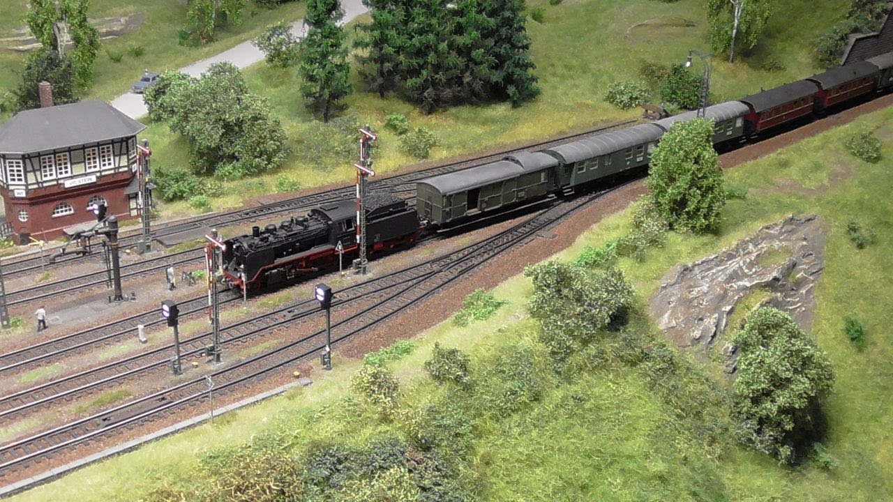 Wilstein Aktuell: BR 95 und BR 24 kreuzen in Wilstein / H0 Scale Model Railroad