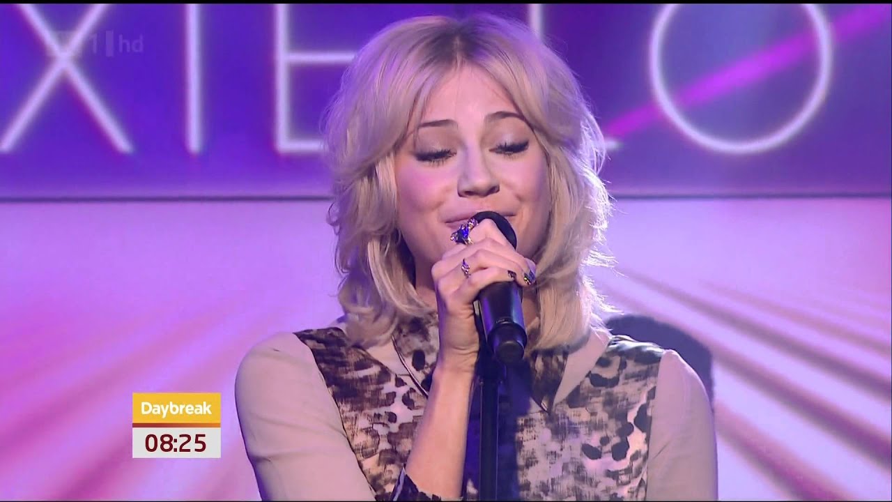 Pixie Lott - Kiss The Stars - (Daybreak 30.01.12) 1080p HD