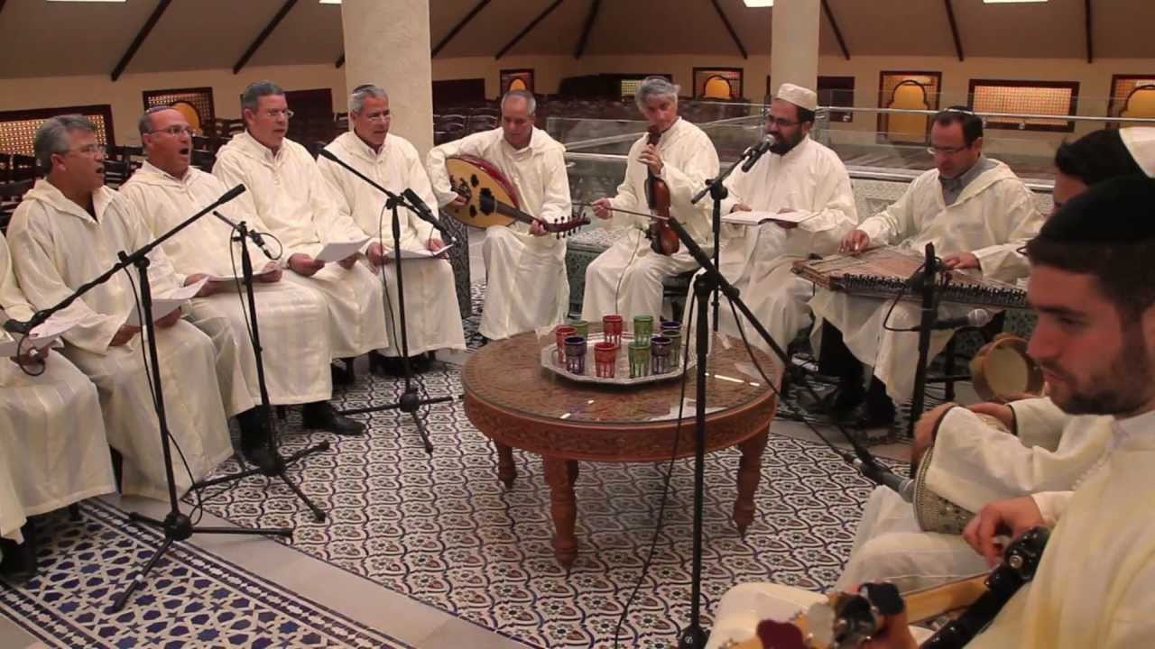 חי מרום.- מילים: מרן פוסק הדור הראש