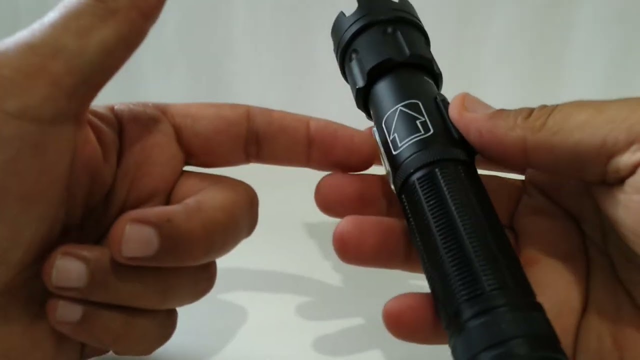 UNBOX LANTERNA TÁTICA JY-9815 LED T9