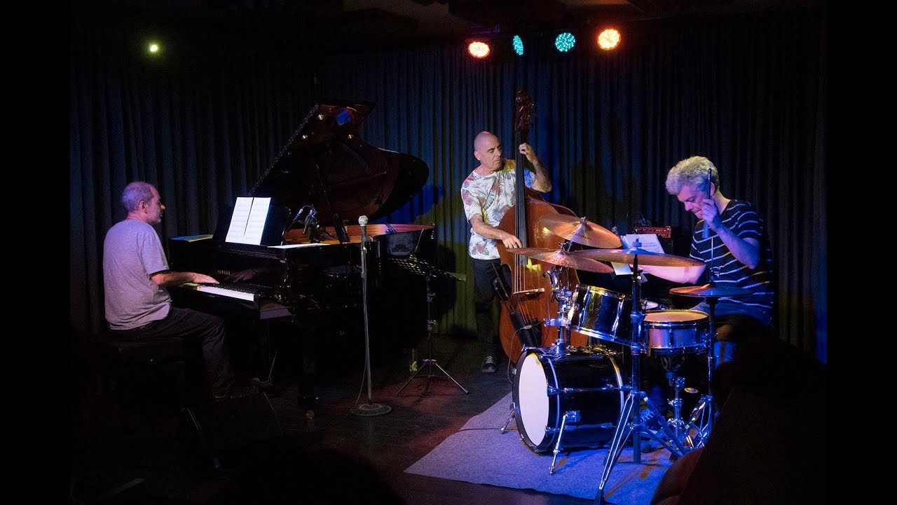 J  P  E  SILVA/BARRETTO/FRAZÃO  