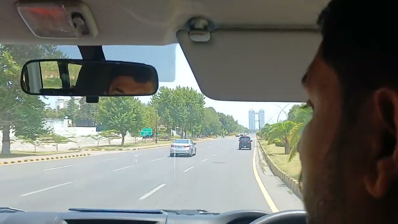 Entering Diplomatic Enclave in Islamabad, Pakistan / Дорога в дипломатический район Исламабада