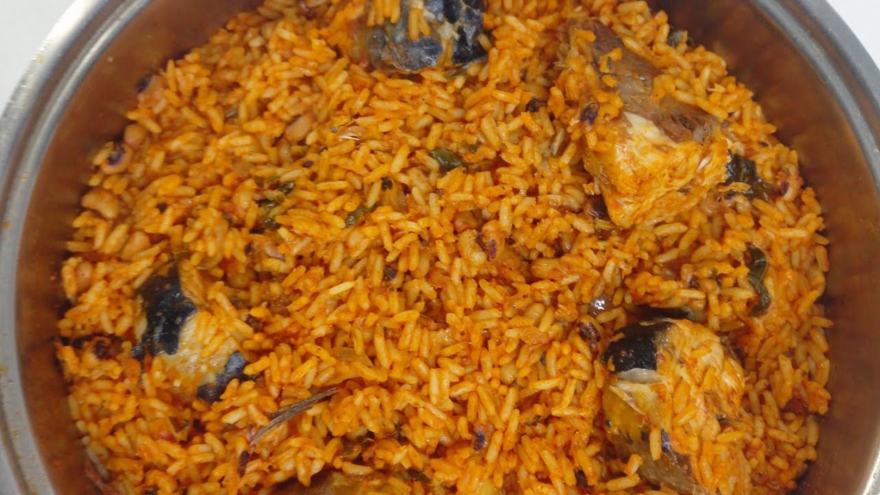 Jollof rice  and beans recipe//Nigerian  jollof Rice  and beans 