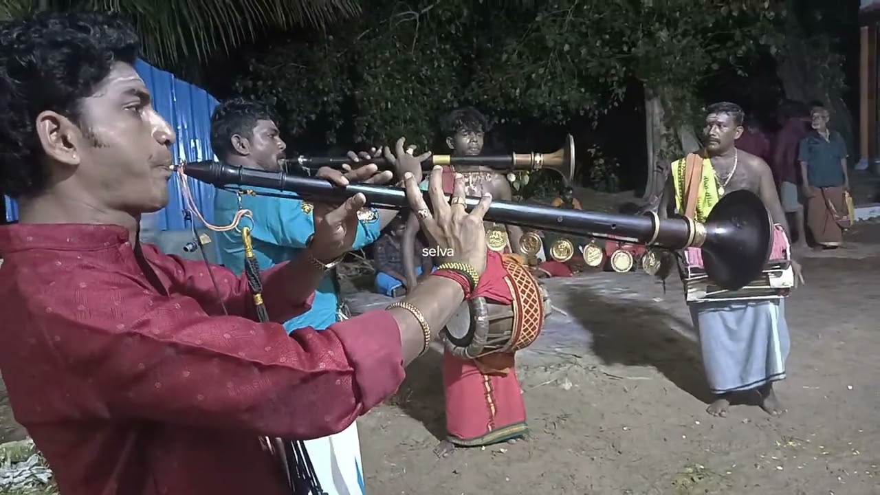 சந்தண மல்லிகையில் அற்புதமா நாதஸ்வரம் வாசிச்சி இருக்காங்க