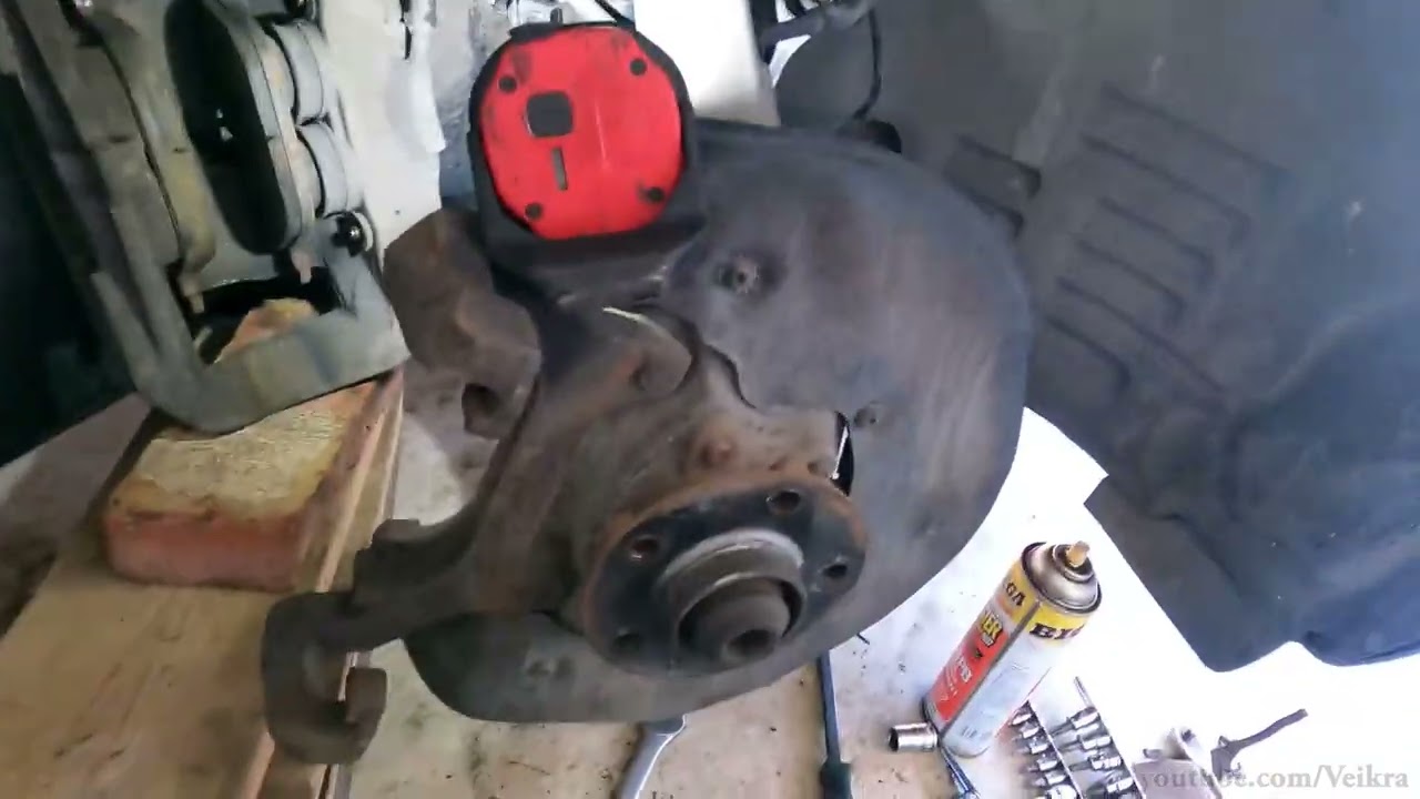D4 Audi a8 2011-17 front air strut removal