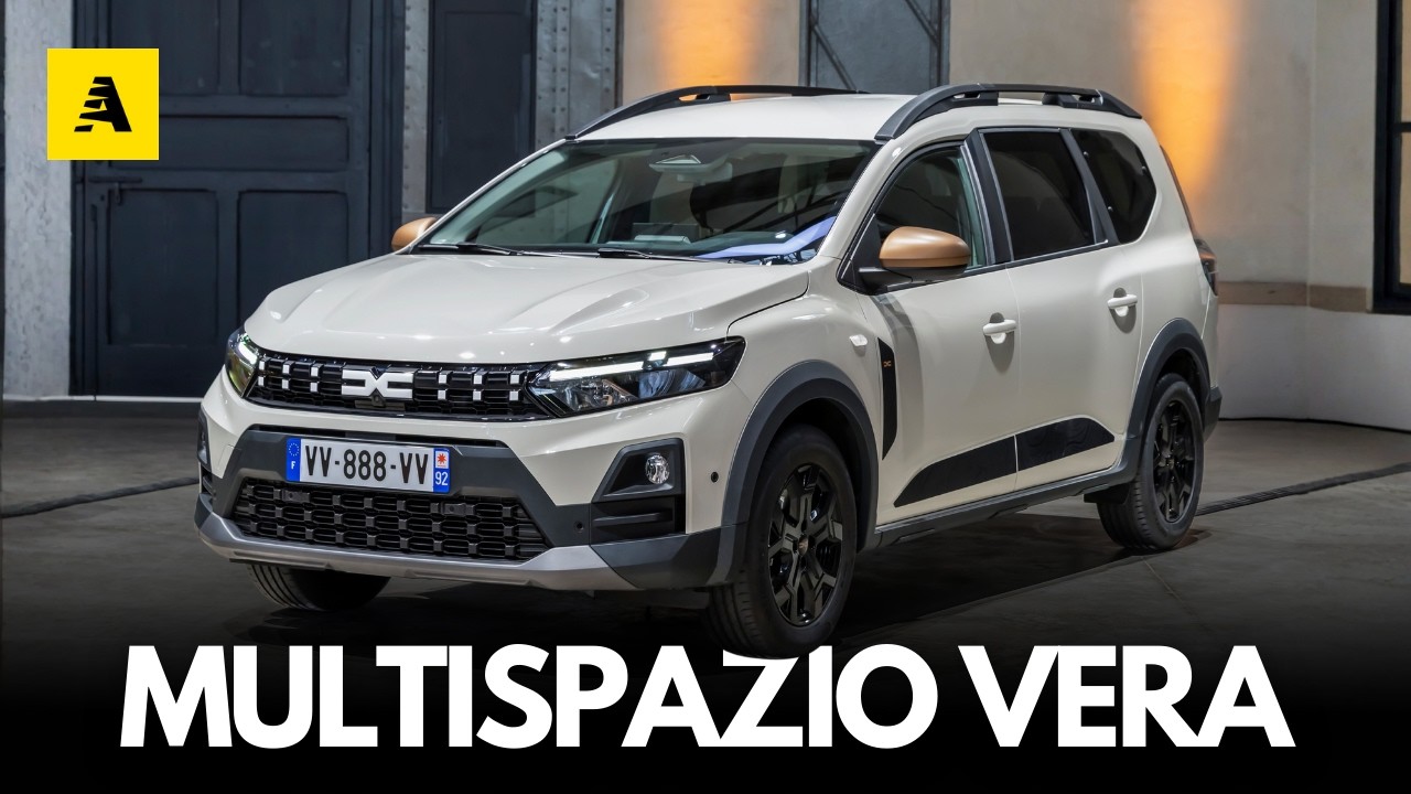 7 posti a meno di 30.000€: Dacia Jogger Hybrid 155 CV è la familiare più furba?