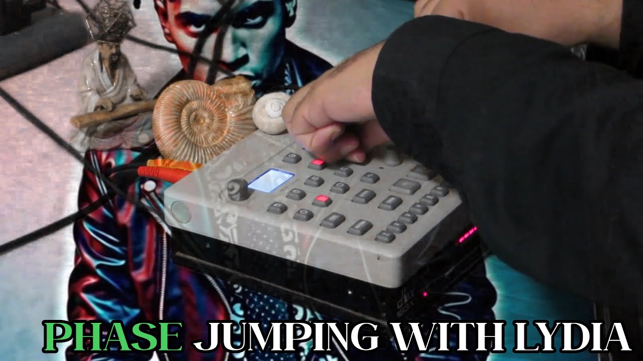 'Phase Jumping with Lydia' - Live on the Elektron Model Cycles