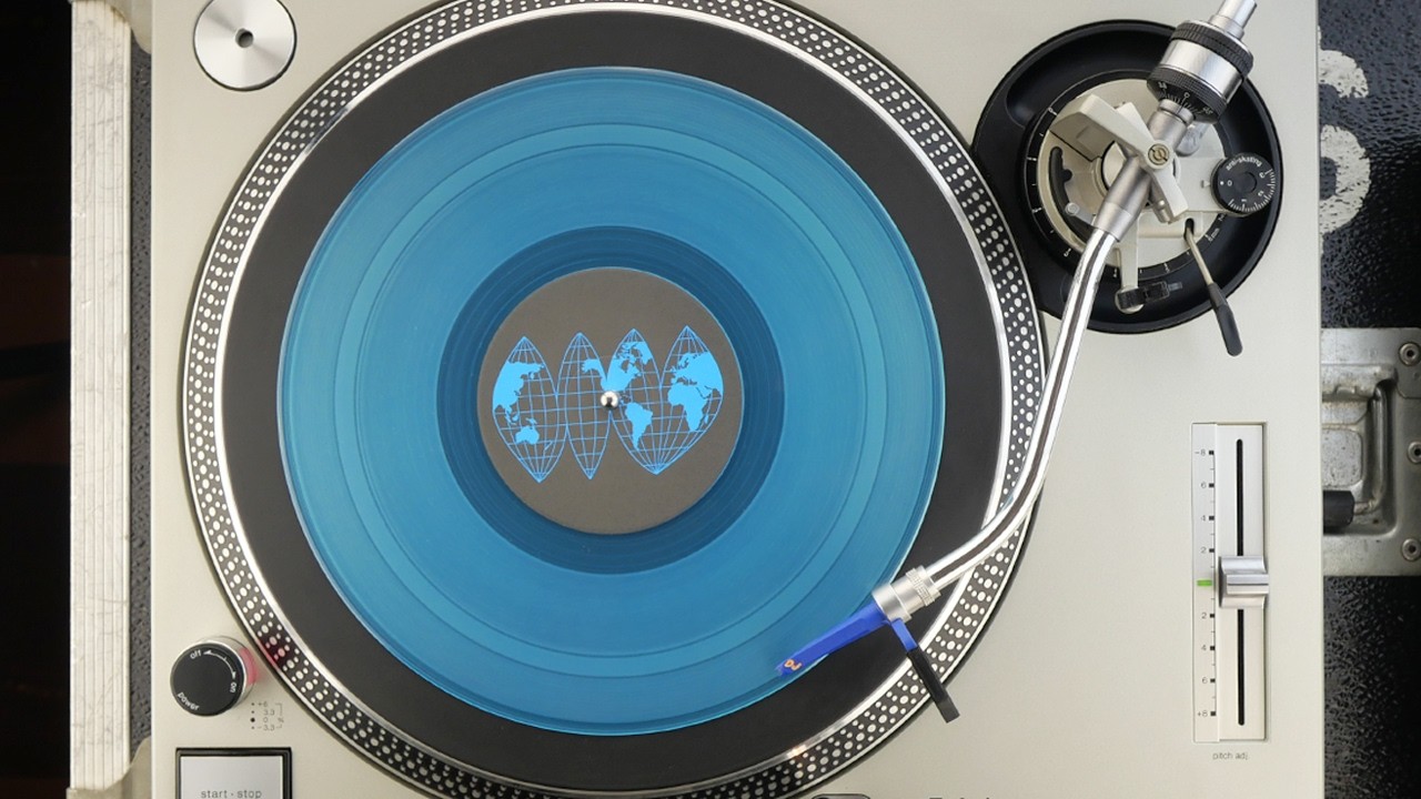 TRS-80 - Now Approaching