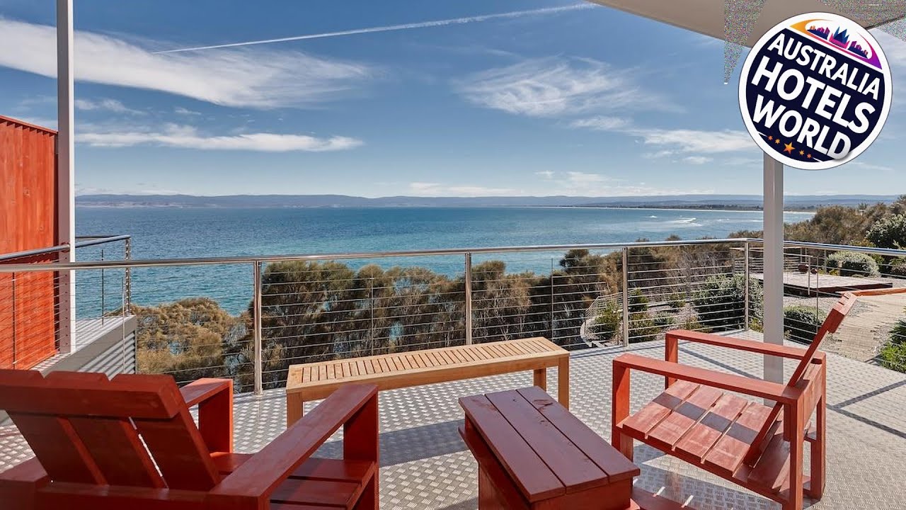 Whale Watcher 2 - Freycinet Holiday Houses | Coles Bay, Australia | Hotel Review 🛏️