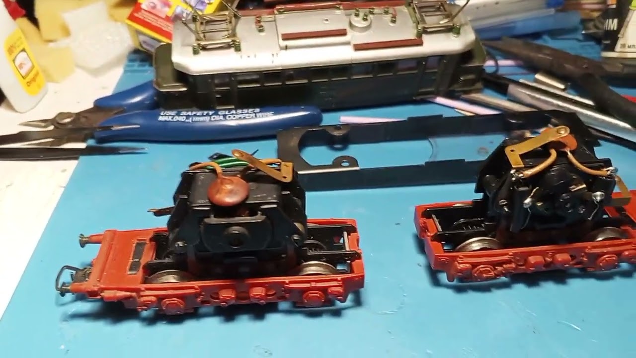 Piko. Expert E 44. Ремонт. НО 1:87. 16.5мм. Piko. Expert E 44. Repair. BUT 1:87. 16.5mm.