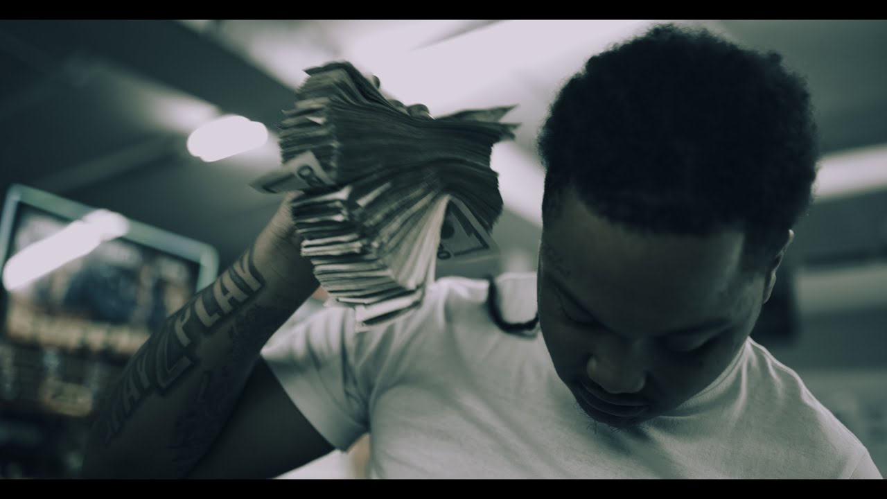MoBandz  - All Winter (Official Music Video) dir. @RickProductions_