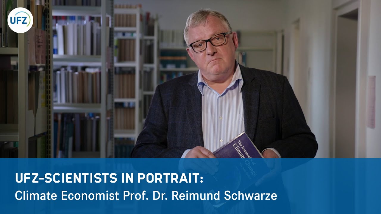 UFZ Climate Economist Prof. Dr. Reimund Schwarze in portrait