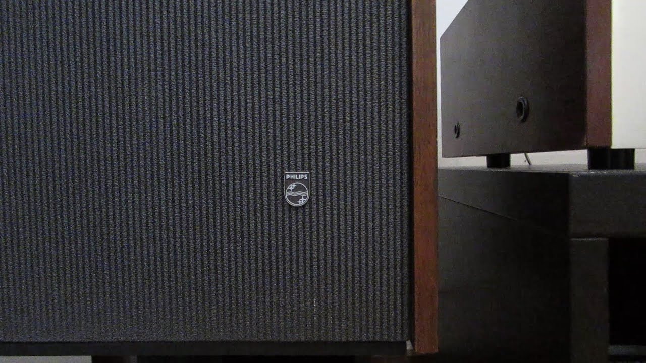 Philips Full Range Speakers 22GL561/00Z  ( 1967 ) AD9710-M - 9710 2422 258 48002 -Full Flat DC mode