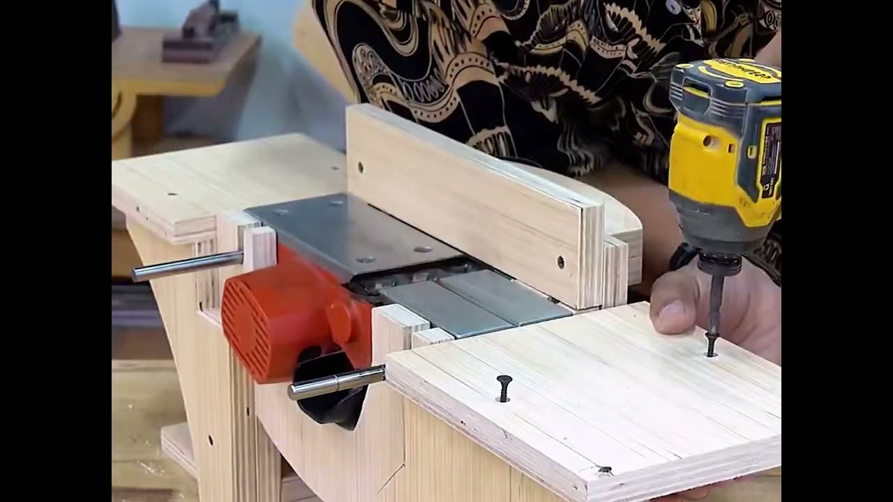 Convert electric planer into a bench top jointer.