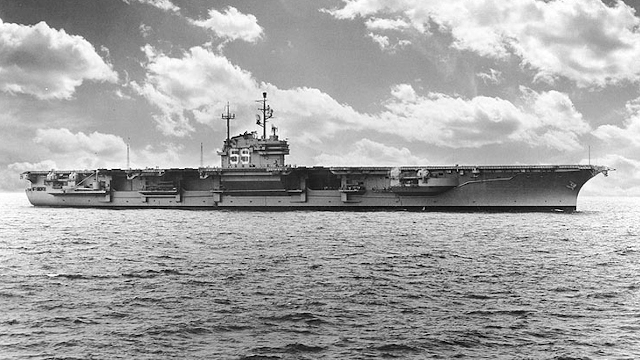 Marynarze błagali, by wyrzucić bomby za burtę &mdash; dow&oacute;dztwo zignorowało prośby i rozpętało się piekło!