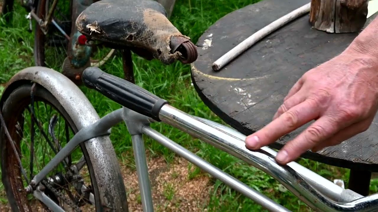 Hobbies: Antique + Vintage Bicycles