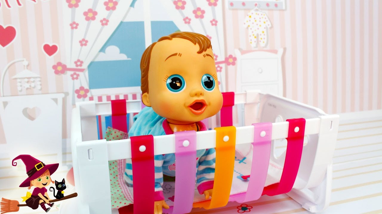 BEBE PEKE canta y gatea SOLITO 🍼