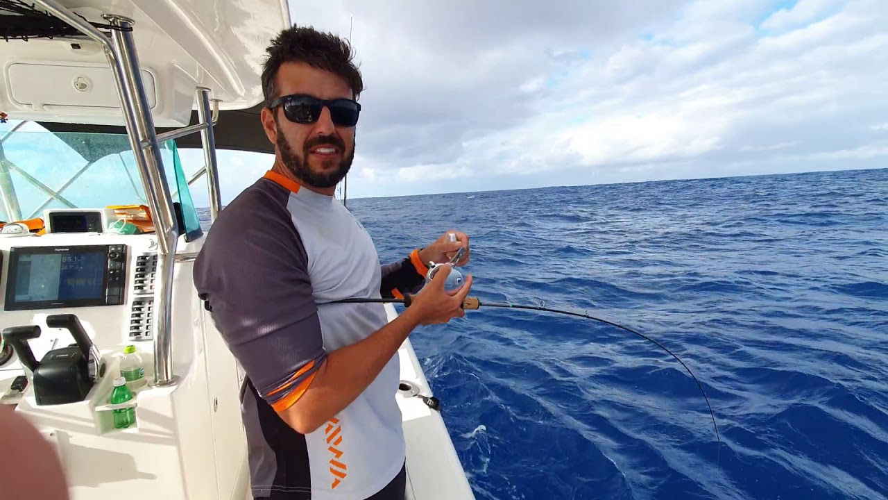 Como pescar de Slow Jigging para peixes de fundo. How to fishing slow Jigging