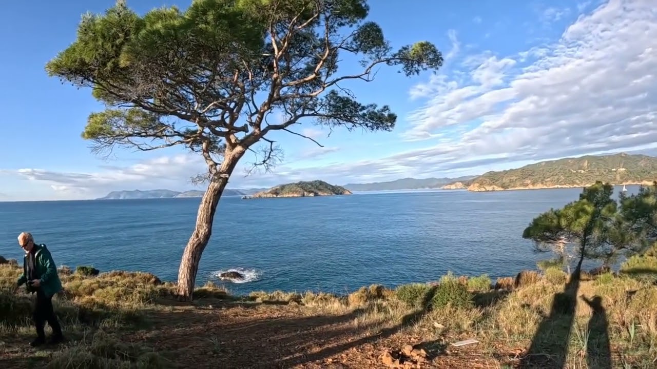 Seyyahın Rotası Ege kıyılarında 3. EKİNCİK KOYU. FETHİYE Karaot plajı ve çevresi.