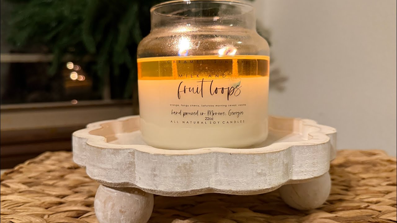 Caramel Sunday’s Candle Review - Fruit Loops & Milk 