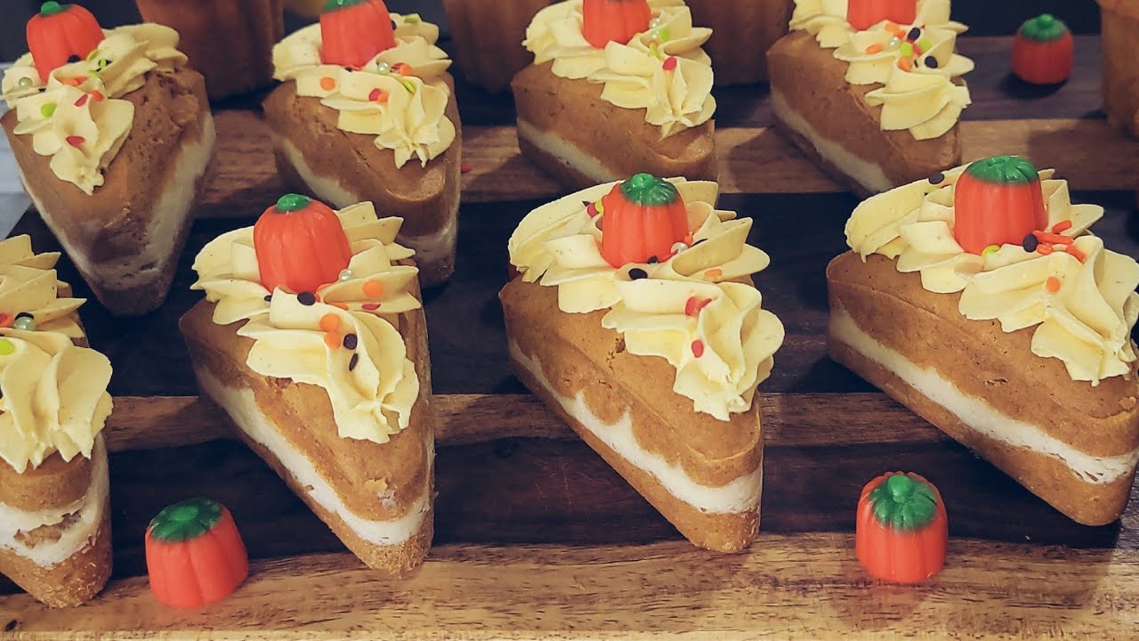 Bizcochitos de Calabaza Rellenos de Chessecake/Anamaris Meléndez
