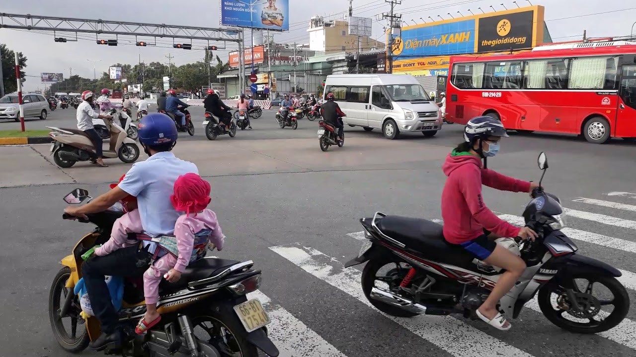 thử th&aacute;ch nghe tiếng xe chạy ngo&agrave;i đường xe m&aacute;y xe ben xe kh&aacute;ch v&agrave; xe du lịch F2/ kha pug