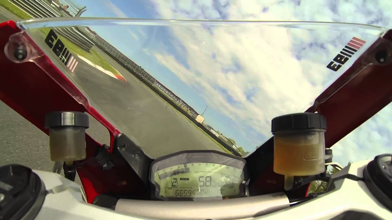 Vigeant 19 avril 2015   899 Panigale   Box23